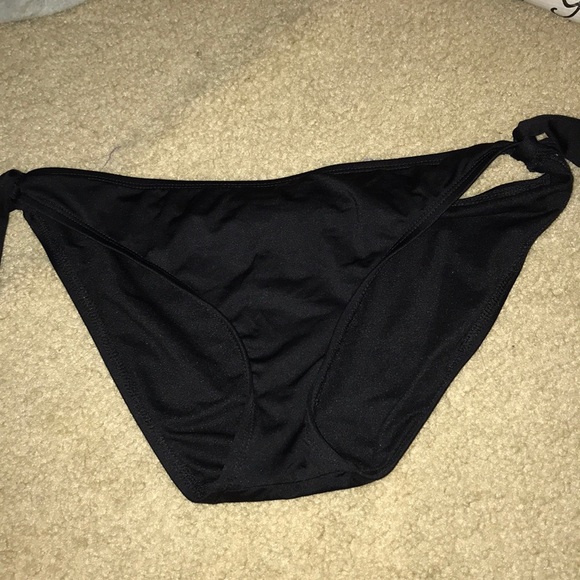 SWIMSUIT BOTTOM BUNDLE PACK! - Picture 4 of 4